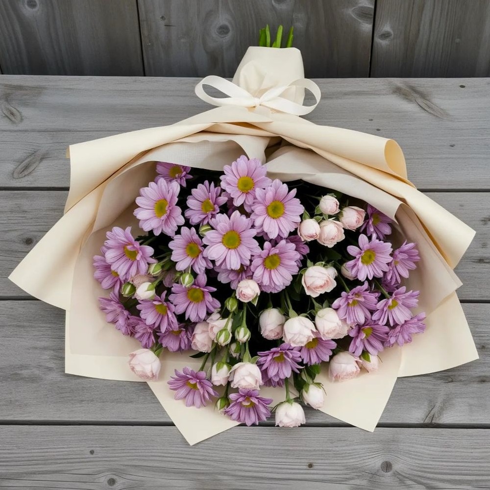 Букет цветов из: Розы и Хризантемы в Рыбхоз