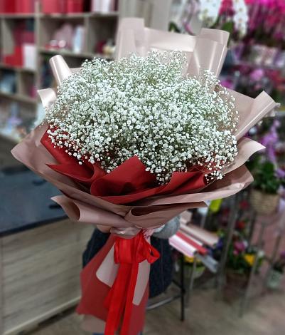 Букет цветов из: Гипсофила в Рыбхоз