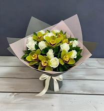 Букет цветов из:  Орхидеи и Розы в Рыбхоз