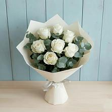 Букет Белые розы в Эвкалипте в Рыбхоз